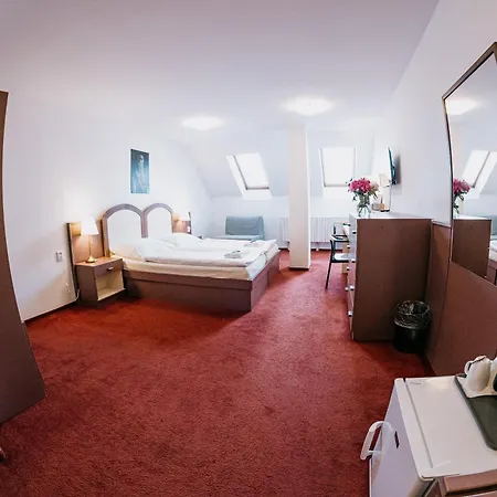 Amatka Hotel *